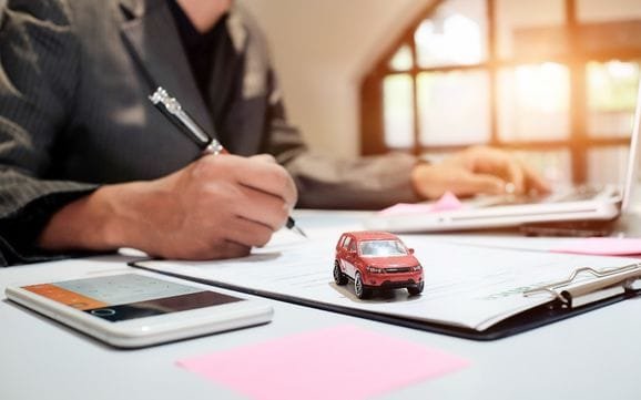 Cheap Motor Insurance Dubai: Tips on Qualifying Vehicles, Avoiding Scams, and Hidden Costs